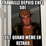 Debout, faignant !